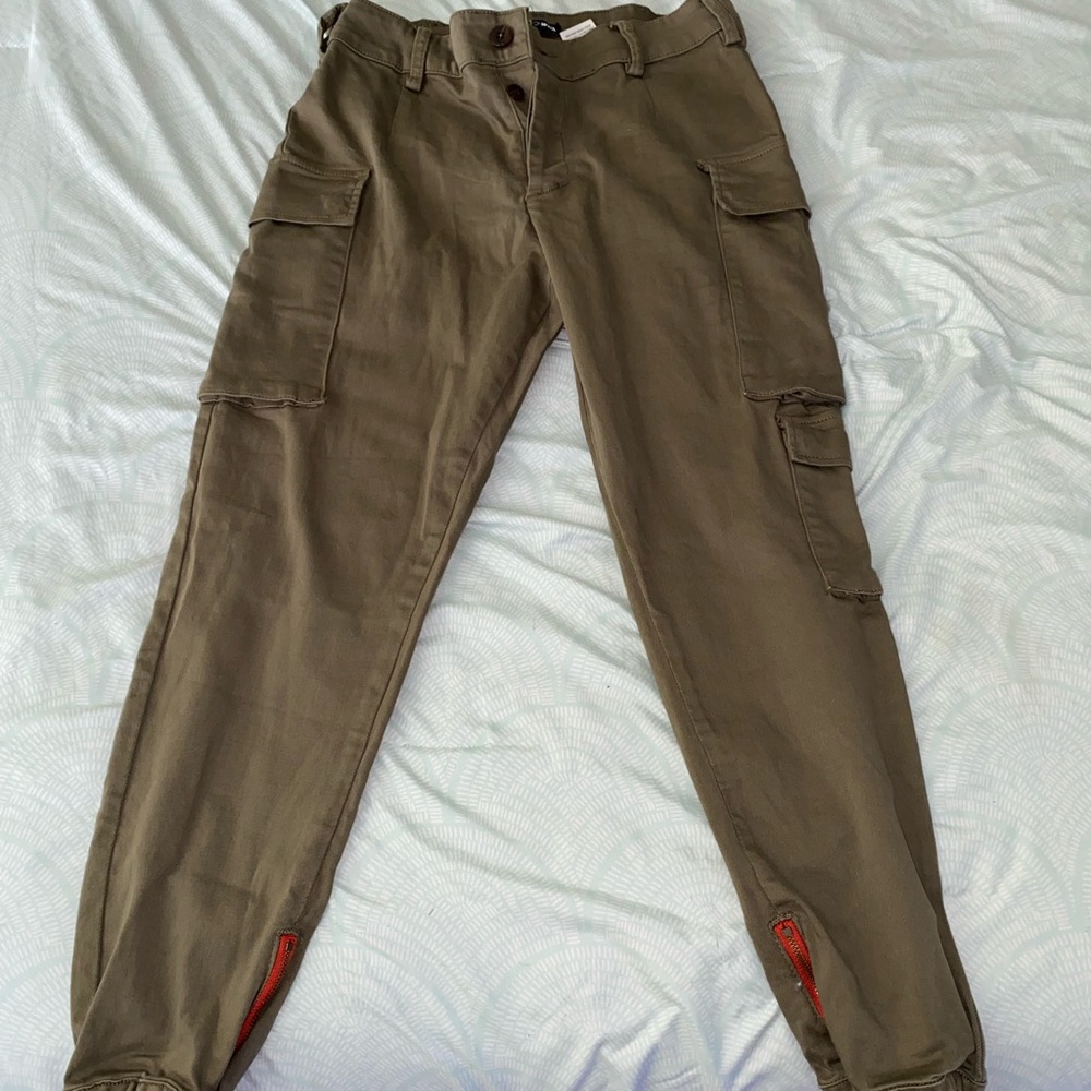 Green Fashion Nova Cargo Pants! New! NO REFUNDS!